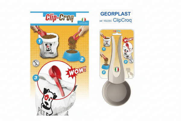 CAT PARK pet food scoop with clip and bag holder, durable plastic design for convenient feeding and storage of pet food.