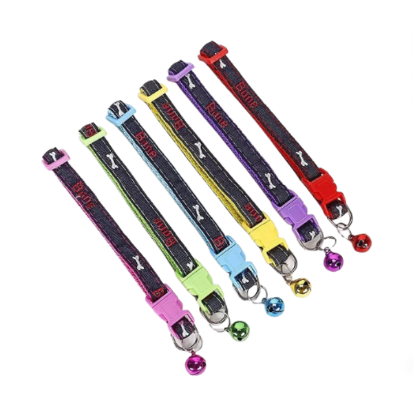 Cat and dog collar from CAT PARK, ready-to-use pet accessory with adjustable strap and colorful design.
