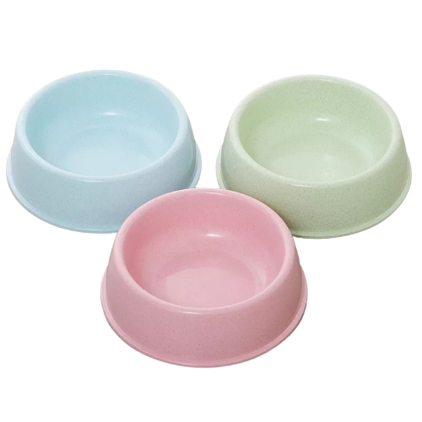 Single plate from CAT PARK's ready-made product line, featuring a sleek, durable design for serving and dining.