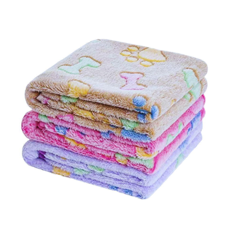 Cozy ready-made blanket for cats and dogs by CAT PARK, featuring soft fabric and comfortable size for pet relaxation.