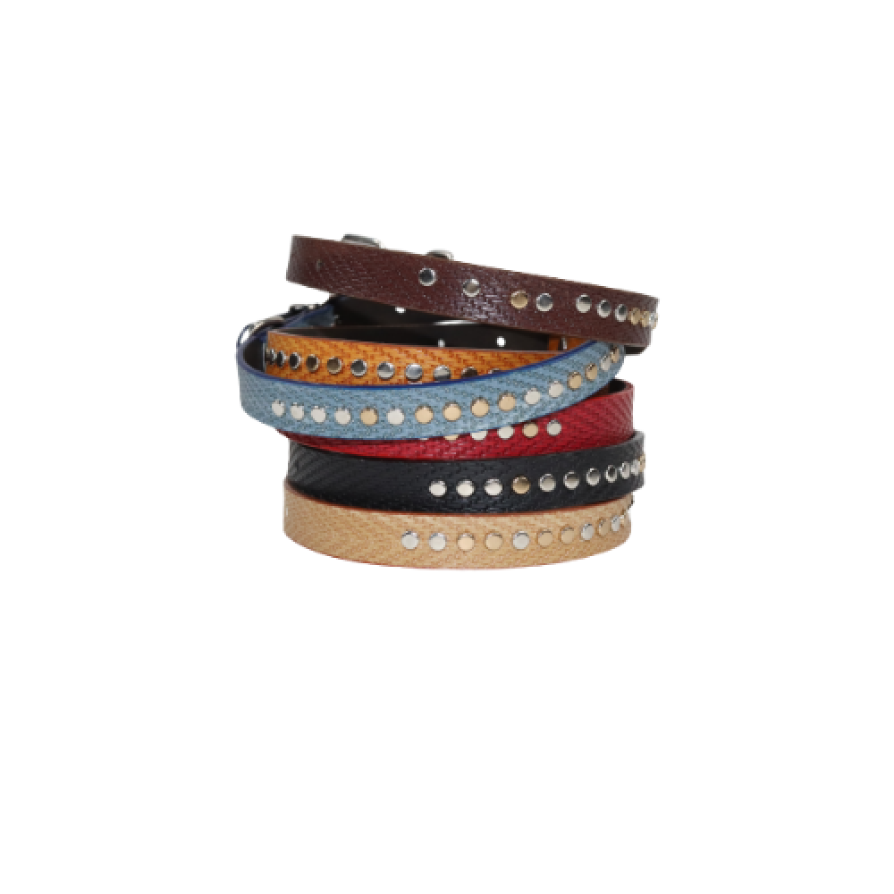 Leather collar by CAT PARK, a ready-made stylish pet accessory with a sturdy design and adjustable fit.